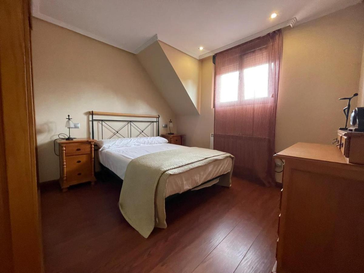Apartamento Centro De Llanes Appartement Buitenkant foto